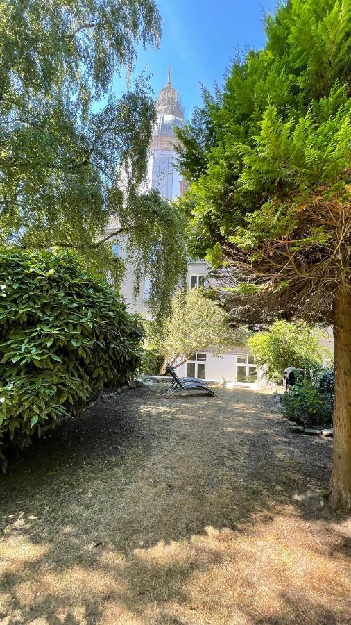 Au Jardin De La Basilique Apartment Boulogne-sur-Mer Bagian luar foto