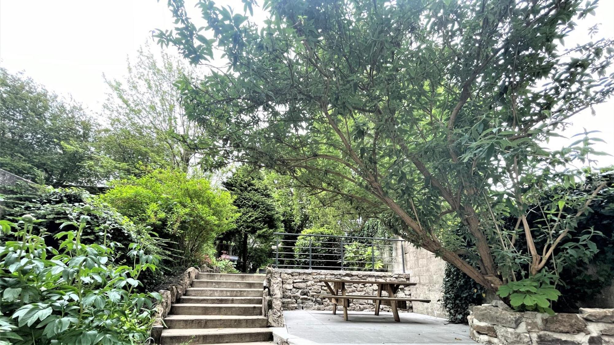 Au Jardin De La Basilique Apartment Boulogne-sur-Mer Bagian luar foto