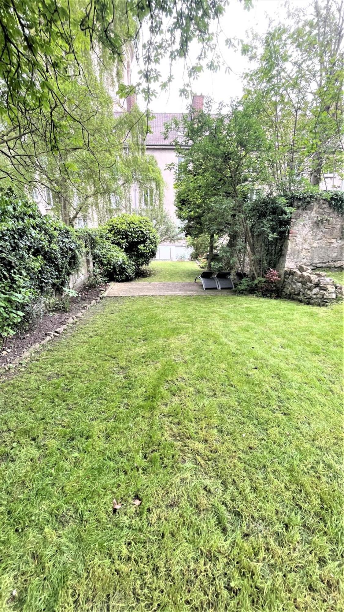 Au Jardin De La Basilique Apartment Boulogne-sur-Mer Bagian luar foto